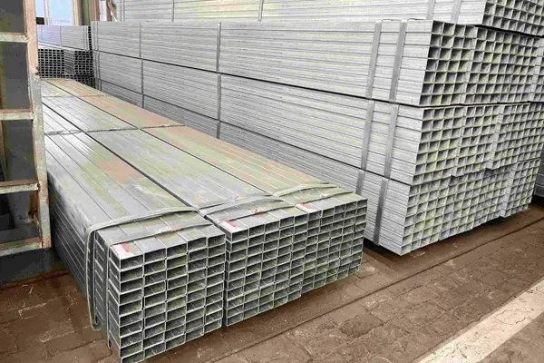 Carbon Steel Square Pipe packaging