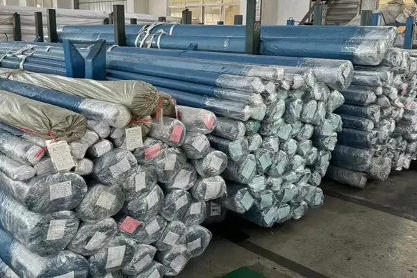 Stainless steel seamless pipe packaging