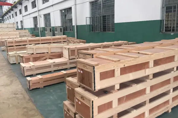 Stainless steel square tube packaging